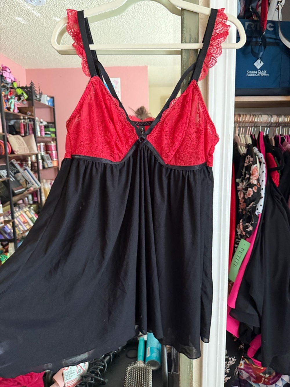 Red & Black Lace-Trim Babydoll Chemise Torrid Size 1   804